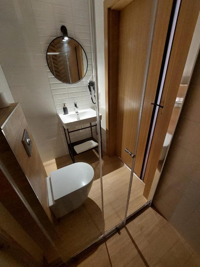 Good Sleep Bed & Breakfast Kolonowskie Exterior foto