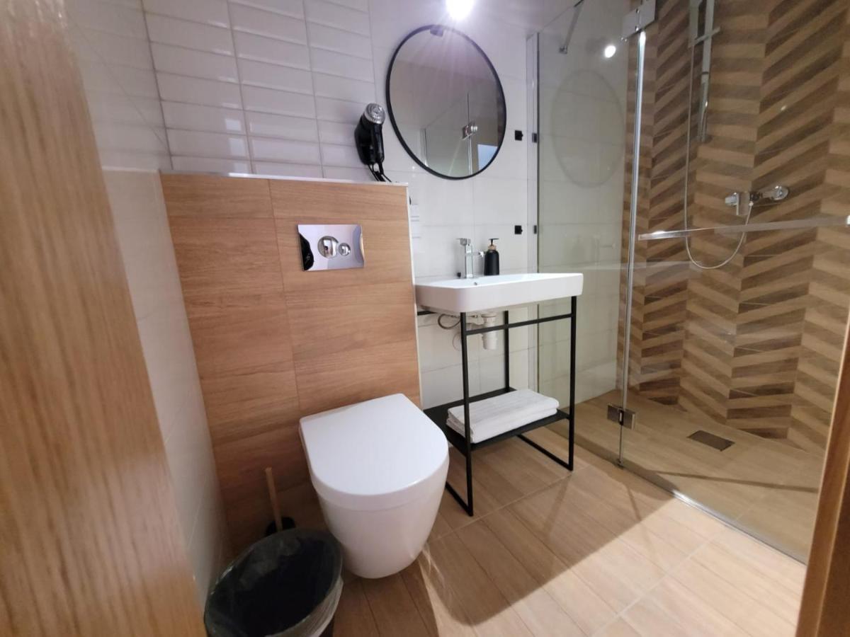Good Sleep Bed & Breakfast Kolonowskie Exterior foto