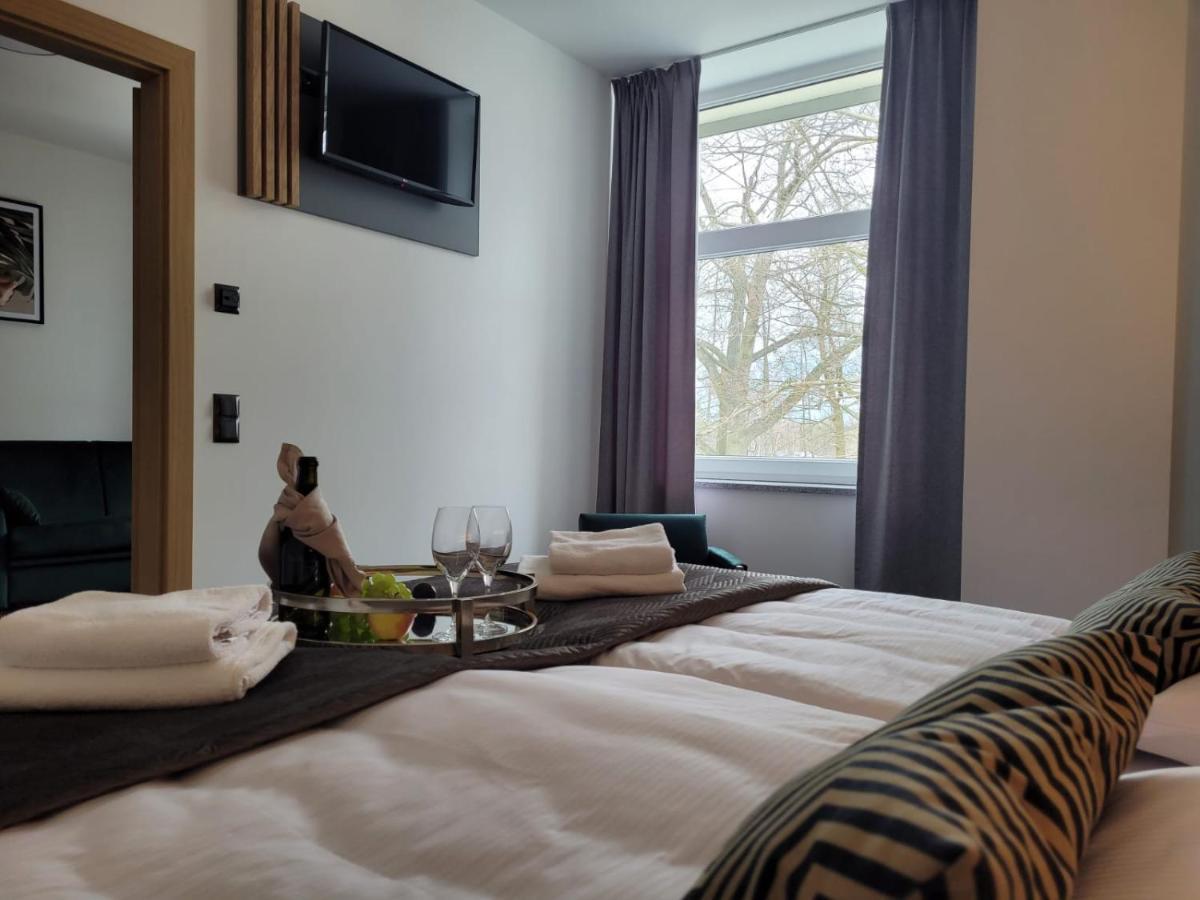 Good Sleep Bed & Breakfast Kolonowskie Exterior foto